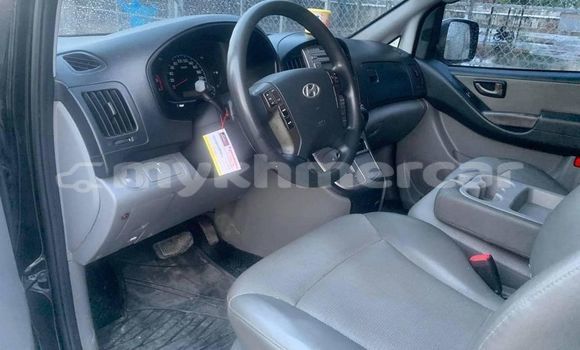 Buy Used Hyundai Elantra Black Car in Phnom Penh in Phnom Penh Buy Used Hyundai Elantra Black Car in Phnom Penh in Phnom Penh