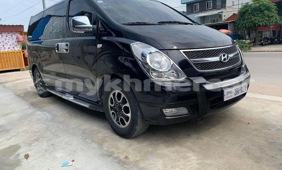 Buy Used Hyundai Elantra Black Car in Phnom Penh in Phnom Penh Buy Used Hyundai Elantra Black Car in Phnom Penh in Phnom Penh