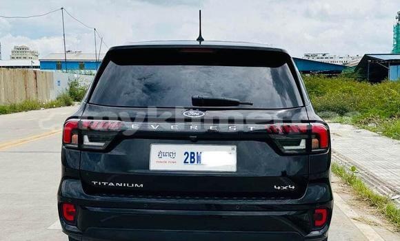 Buy Used Ford Everest Black Car in Phnom Penh in Phnom Penh Buy Used Ford Everest Black Car in Phnom Penh in Phnom Penh