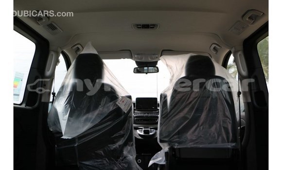 Acheter Import Voiture Mercedes-Benz 250 Noir à Import - Dubai, Kampot Province Acheter Import Voiture Mercedes-Benz 250 Noir à Import - Dubai, Kampot Province