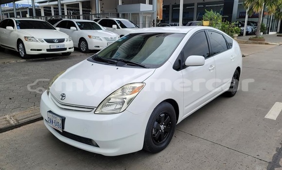 Acheter Occasion Voiture Toyota Prius Blanc à Phnom Penh, Phnom Penh Acheter Occasion Voiture Toyota Prius Blanc à Phnom Penh, Phnom Penh