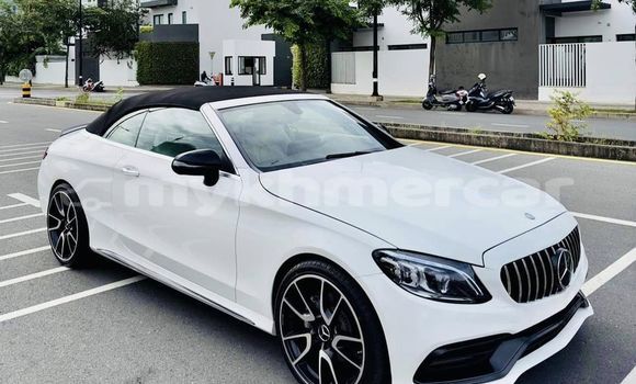 Buy Used Mercedes-Benz CโClass White Car in Phnom Penh in Phnom Penh Buy Used Mercedes-Benz CโClass White Car in Phnom Penh in Phnom Penh
