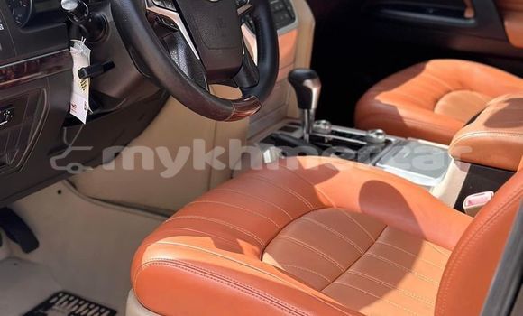 Buy Used Toyota Land Cruiser Black Car in Phnom Penh in Phnom Penh Buy Used Toyota Land Cruiser Black Car in Phnom Penh in Phnom Penh