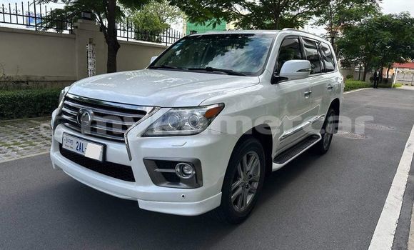 Buy Used Lexus LX 570 White Car in Phnom Penh in Phnom Penh Buy Used Lexus LX 570 White Car in Phnom Penh in Phnom Penh