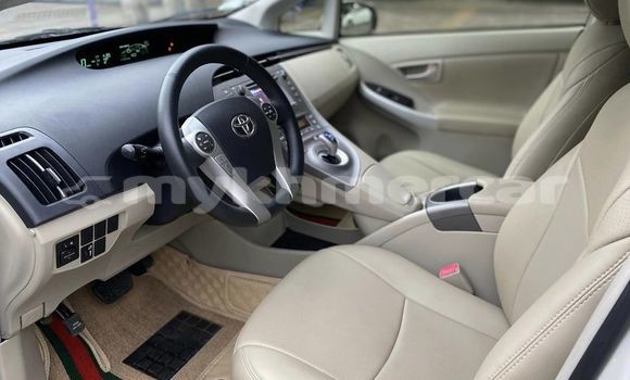 Buy Used Toyota Prius White Car in Phnom Penh in Phnom Penh Buy Used Toyota Prius White Car in Phnom Penh in Phnom Penh