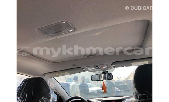 Buy Import Hyundai Elantra Black Car in Import - Dubai in Kampot Province