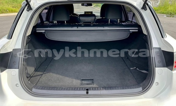 Buy Used Lexus CT White Car in Phnom Penh in Phnom Penh Buy Used Lexus CT White Car in Phnom Penh in Phnom Penh