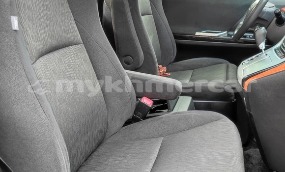 Buy Used Toyota Alphard Black Car in Phnom Penh in Phnom Penh Buy Used Toyota Alphard Black Car in Phnom Penh in Phnom Penh