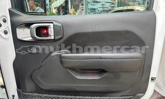 Buy Used Jeep Wrangler White Car in Phnom Penh in Phnom Penh Buy Used Jeep Wrangler White Car in Phnom Penh in Phnom Penh