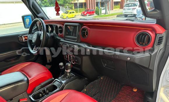 Buy Used Jeep Wrangler White Car in Phnom Penh in Phnom Penh Buy Used Jeep Wrangler White Car in Phnom Penh in Phnom Penh