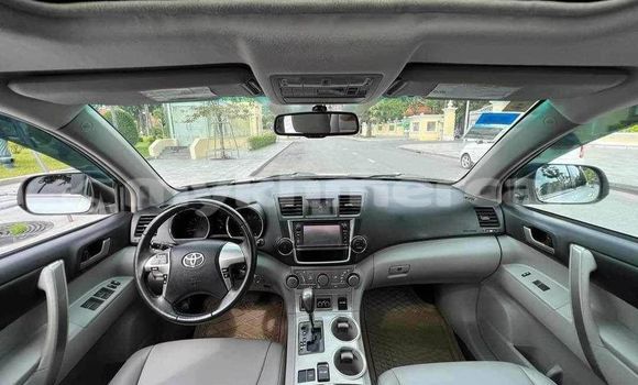 Acheter Occasion Voiture Toyota Highlander Blanc à Phnom Penh, Phnom Penh Acheter Occasion Voiture Toyota Highlander Blanc à Phnom Penh, Phnom Penh