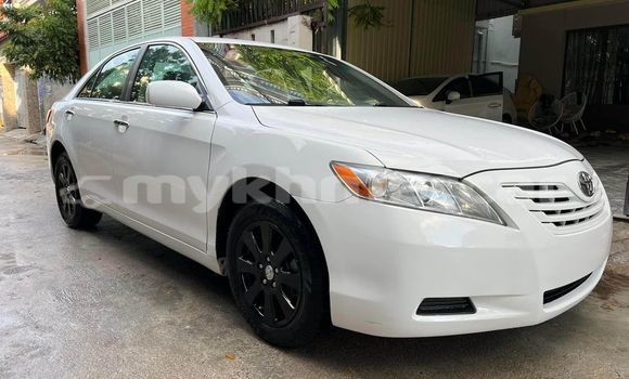 Buy Used Toyota Camry White Car in Phnom Penh in Phnom Penh Buy Used Toyota Camry White Car in Phnom Penh in Phnom Penh