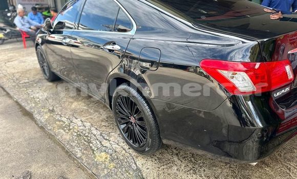 Acheter Occasion Voiture Lexus ES 300 Noir à Phnom Penh, Phnom Penh Acheter Occasion Voiture Lexus ES 300 Noir à Phnom Penh, Phnom Penh