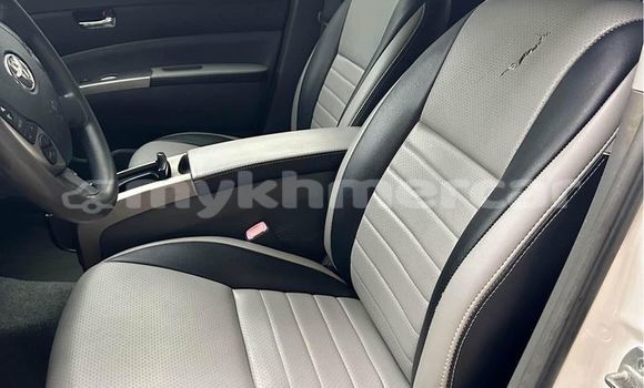 Acheter Occasion Voiture Toyota Prius Blanc à Phnom Penh, Phnom Penh Acheter Occasion Voiture Toyota Prius Blanc à Phnom Penh, Phnom Penh