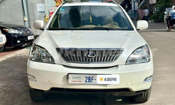 Acheter Occasion Voiture Lexus RX Blanc à Phnom Penh, Phnom Penh Acheter Occasion Voiture Lexus RX Blanc à Phnom Penh, Phnom Penh