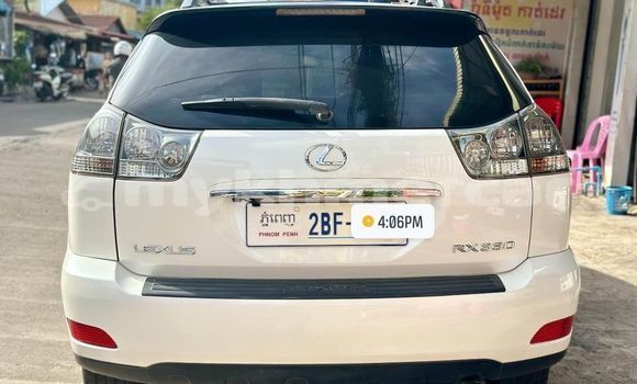 Acheter Occasion Voiture Lexus RX Blanc à Phnom Penh, Phnom Penh Acheter Occasion Voiture Lexus RX Blanc à Phnom Penh, Phnom Penh