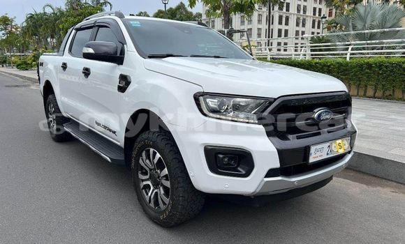 Buy Used Ford Windstar White Car in Phnom Penh in Phnom Penh Buy Used Ford Windstar White Car in Phnom Penh in Phnom Penh