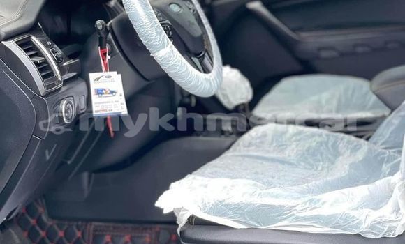 Buy Used Ford Windstar White Car in Phnom Penh in Phnom Penh Buy Used Ford Windstar White Car in Phnom Penh in Phnom Penh