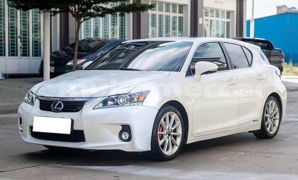 Buy Used Lexus CT White Car in Phnom Penh in Phnom Penh Buy Used Lexus CT White Car in Phnom Penh in Phnom Penh