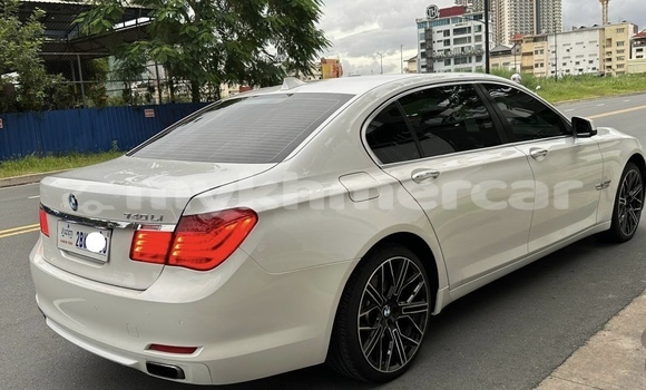 Buy Used BMW 7-Series White Car in Phnom Penh in Phnom Penh Buy Used BMW 7-Series White Car in Phnom Penh in Phnom Penh