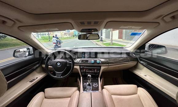 Buy Used BMW 7-Series White Car in Phnom Penh in Phnom Penh Buy Used BMW 7-Series White Car in Phnom Penh in Phnom Penh