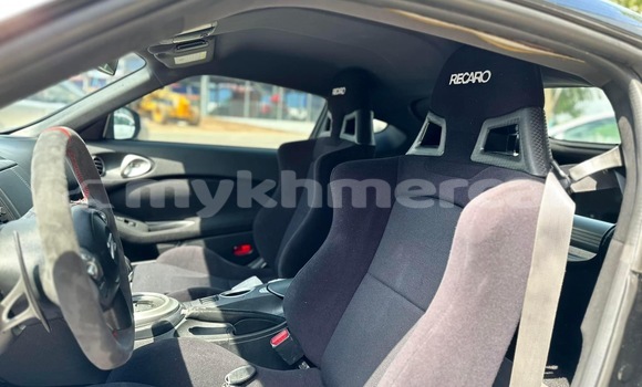 Buy Used Nissan 370Z Black Car in Phnom Penh in Phnom Penh Buy Used Nissan 370Z Black Car in Phnom Penh in Phnom Penh