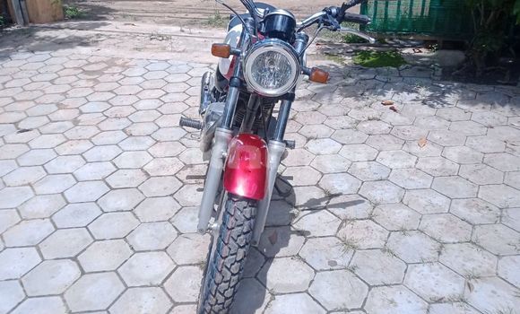 Acheter Occasion Moto Kawasaki BJ Rouge à Siem Reap, Siem Reap Province Acheter Occasion Moto Kawasaki BJ Rouge à Siem Reap, Siem Reap Province