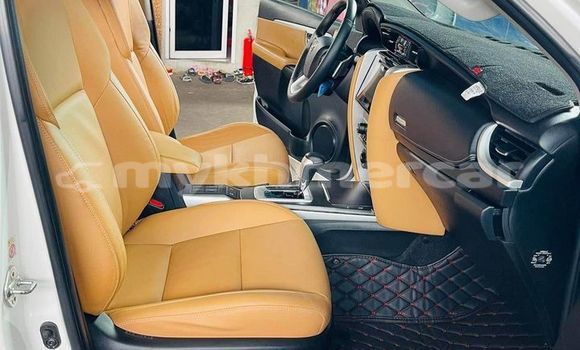 Buy Used Toyota Fortuner White Car in Phnom Penh in Phnom Penh Buy Used Toyota Fortuner White Car in Phnom Penh in Phnom Penh