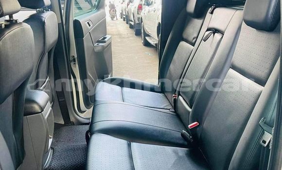 Buy Used Mazda BT-50 White Car in Phnom Penh in Phnom Penh