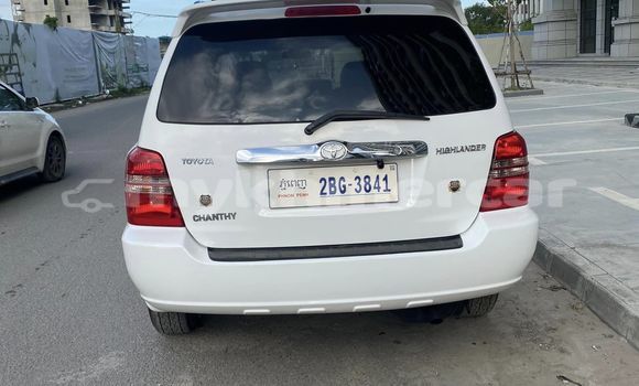 Buy Used Toyota Highlander White Car in Phnom Penh in Phnom Penh Buy Used Toyota Highlander White Car in Phnom Penh in Phnom Penh