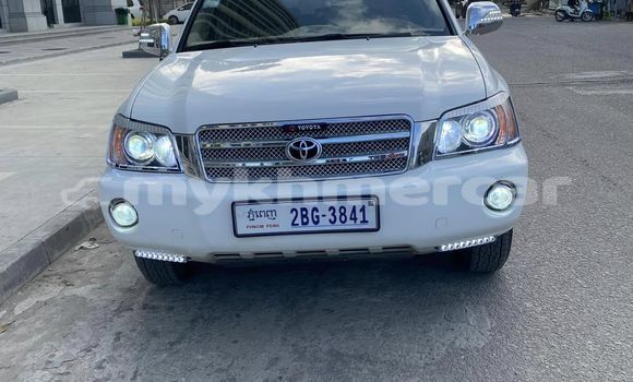 Buy Used Toyota Highlander White Car in Phnom Penh in Phnom Penh Buy Used Toyota Highlander White Car in Phnom Penh in Phnom Penh