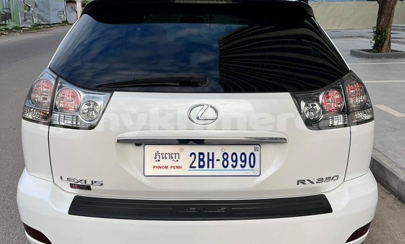 Buy Used Lexus RX 330 White Car in Phnom Penh in Phnom Penh Buy Used Lexus RX 330 White Car in Phnom Penh in Phnom Penh