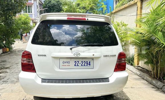 Buy Used Toyota Highlander White Car in Phnom Penh in Phnom Penh Buy Used Toyota Highlander White Car in Phnom Penh in Phnom Penh