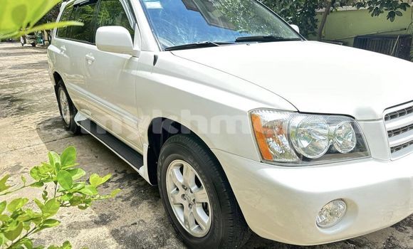 Buy Used Toyota Highlander White Car in Phnom Penh in Phnom Penh Buy Used Toyota Highlander White Car in Phnom Penh in Phnom Penh