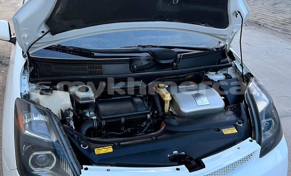 Buy Used Toyota Prius Other Car in Phnom Penh in Phnom Penh Buy Used Toyota Prius Other Car in Phnom Penh in Phnom Penh