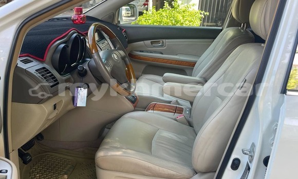 Buy Used Lexus RX 330 White Car in Phnom Penh in Phnom Penh Buy Used Lexus RX 330 White Car in Phnom Penh in Phnom Penh