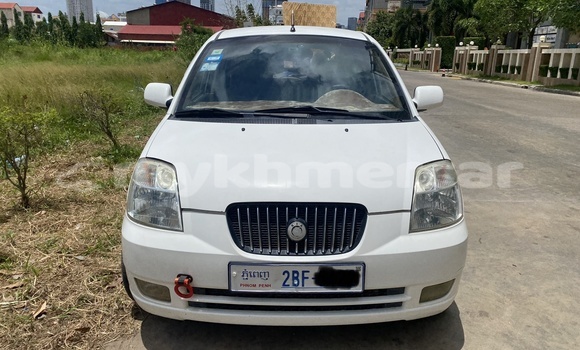 Buy Used Kia Morning White Car in Phnom Penh in Phnom Penh