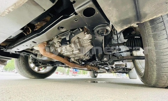 Buy Used Ford Explorer White Car in Phnom Penh in Phnom Penh Buy Used Ford Explorer White Car in Phnom Penh in Phnom Penh