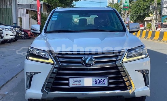 Buy Used Lexus LX 570 White Car in Phnom Penh in Phnom Penh Buy Used Lexus LX 570 White Car in Phnom Penh in Phnom Penh