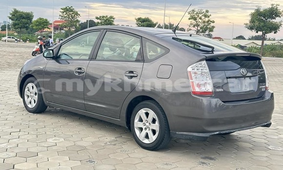 Buy Used Toyota Prius Black Car in Phnom Penh in Phnom Penh Buy Used Toyota Prius Black Car in Phnom Penh in Phnom Penh