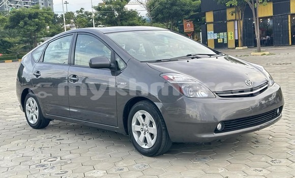 Buy Used Toyota Prius Black Car in Phnom Penh in Phnom Penh Buy Used Toyota Prius Black Car in Phnom Penh in Phnom Penh