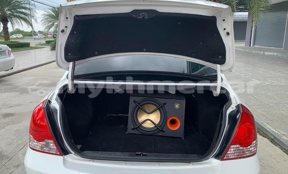 Buy Used Hyundai Avante White Car in Phnom Penh in Phnom Penh Buy Used Hyundai Avante White Car in Phnom Penh in Phnom Penh