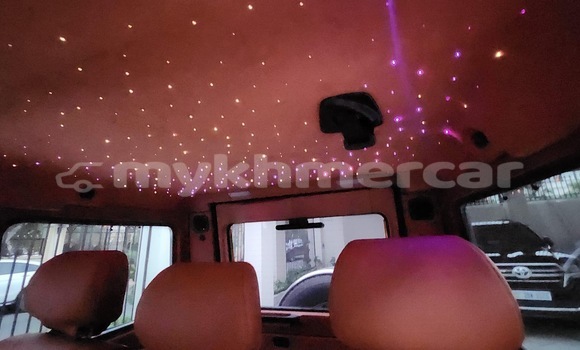 Buy Used Mercedes-Benz G-klasse Silver Car in Phnom Penh in Phnom Penh Buy Used Mercedes-Benz G-klasse Silver Car in Phnom Penh in Phnom Penh