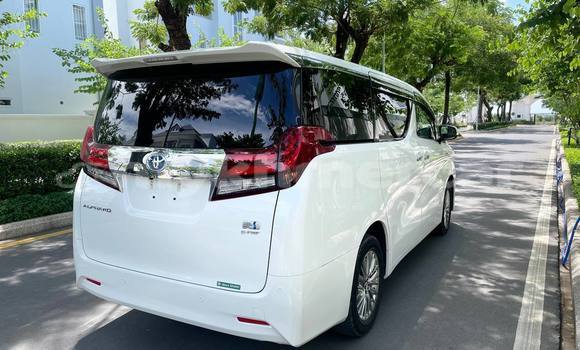 Buy Used Toyota Alphard White Car in Phnom Penh in Phnom Penh Buy Used Toyota Alphard White Car in Phnom Penh in Phnom Penh