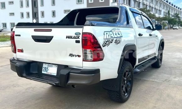 ទិញ បានប្រើ Toyota Hilux White ឡាន} ក្នុង Chbar Mon ក្នុង Kampong Speu Province ទិញ បានប្រើ Toyota Hilux White ឡាន} ក្នុង Chbar Mon ក្នុង Kampong Speu Province