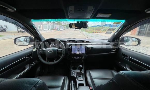 ទិញ បានប្រើ Toyota Hilux White ឡាន} ក្នុង Chbar Mon ក្នុង Kampong Speu Province ទិញ បានប្រើ Toyota Hilux White ឡាន} ក្នុង Chbar Mon ក្នុង Kampong Speu Province