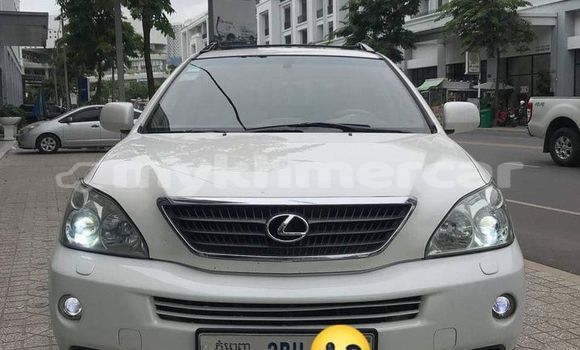 Buy Used Lexus RX White Car in Chbar Mon in Kampong Speu Province Buy Used Lexus RX White Car in Chbar Mon in Kampong Speu Province