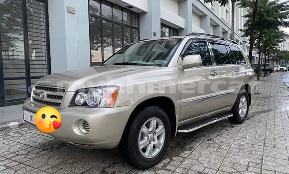 Buy Used Toyota Highlander White Car in Bavet in Svay Rieng Province Buy Used Toyota Highlander White Car in Bavet in Svay Rieng Province