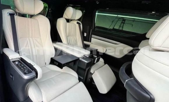 Acheter Occasion Voiture Toyota Alphard Noir à Chbar Mon, Kampong Speu Province Acheter Occasion Voiture Toyota Alphard Noir à Chbar Mon, Kampong Speu Province