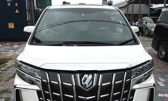 Acheter Occasion Voiture Toyota Alphard Blanc à Chbar Mon, Kampong Speu Province Acheter Occasion Voiture Toyota Alphard Blanc à Chbar Mon, Kampong Speu Province